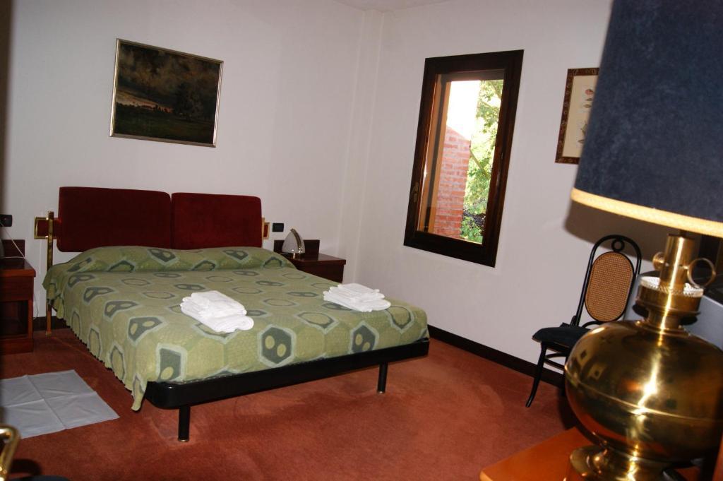 La Tagliolina Hotel Monteveglio Ruang foto